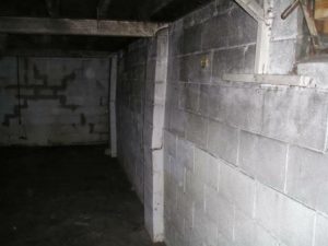 bowing basement walls made of concrete blocks